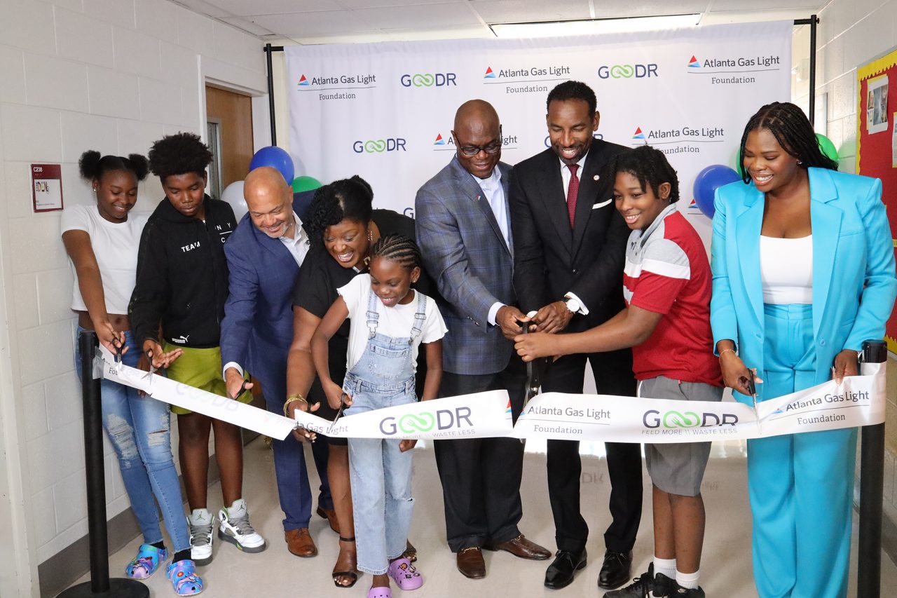 Atlanta Gas Light Foundation and Goodr open grocery store at Jean Childs Young Middle School for students and families